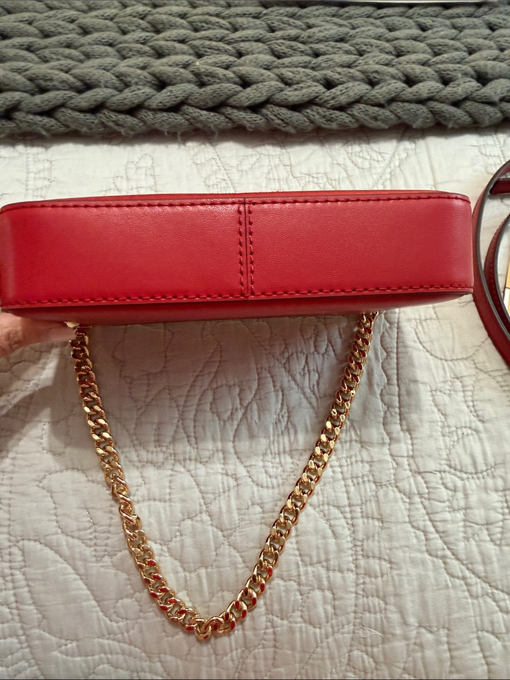 Michael Kors Red Shoulder Bag with Gold Chain Handle and Adjustable Strap - Picture 7 of 12